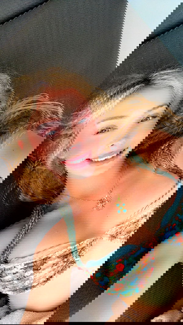 emxllouise2 image ~ Altpins