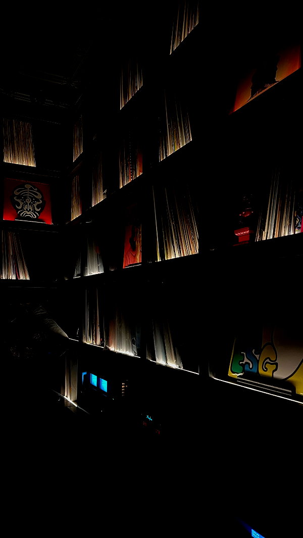 estr3iia estr3iia archive image