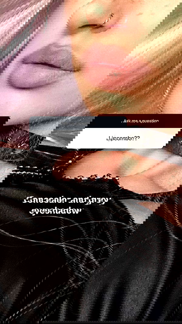 evameganosova image ~ Altpins