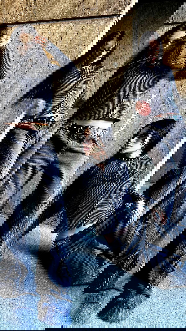 evameganosova image ~ Altpins