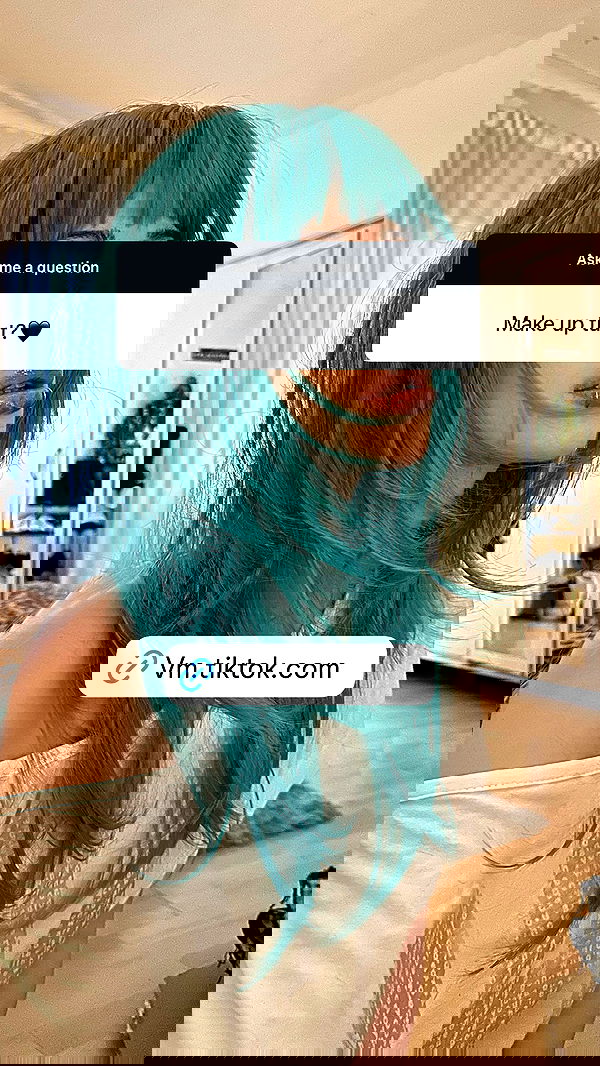 evameganosova image ~ Altpins