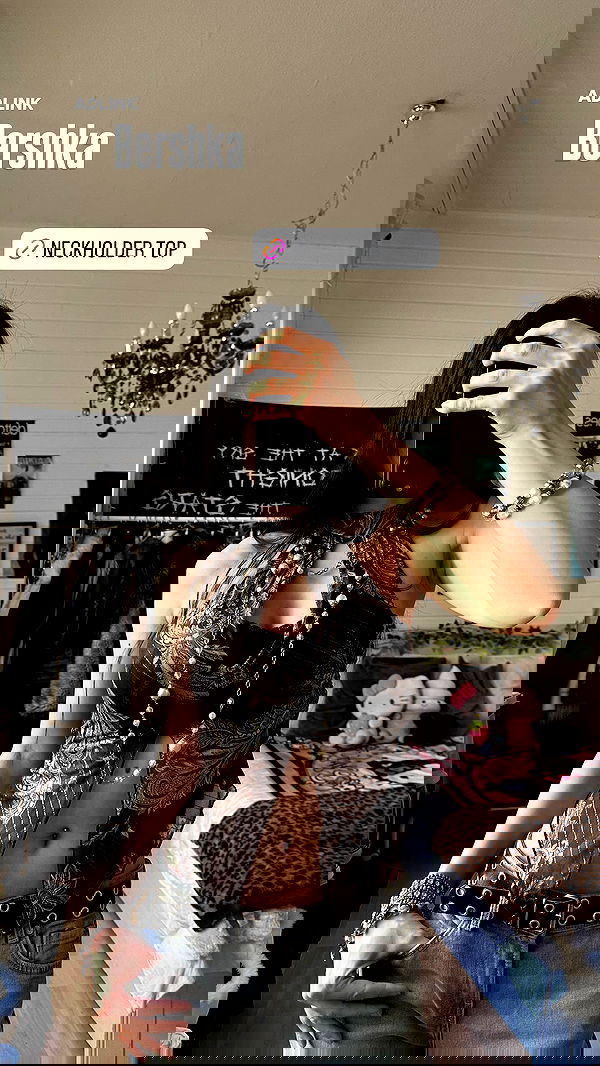 evameganosova image ~ Altpins