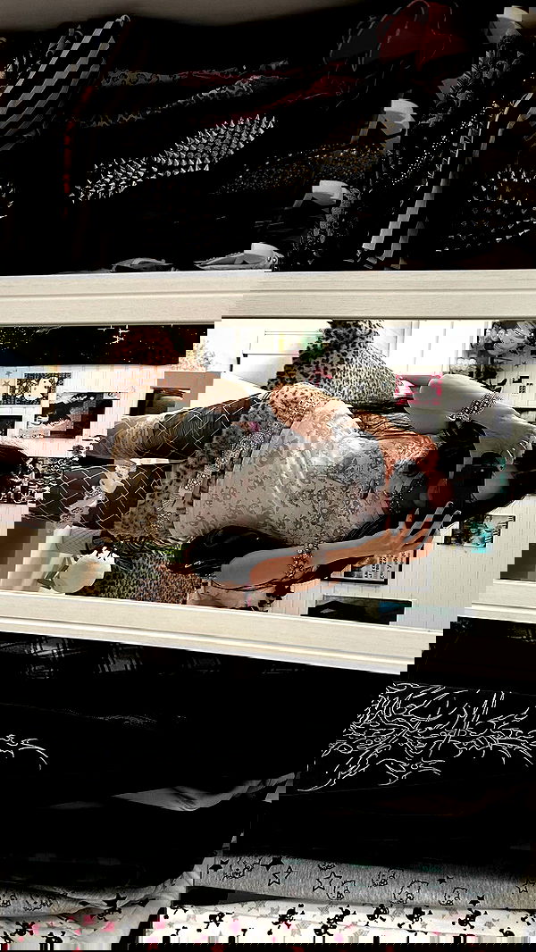 evameganosova image ~ Altpins