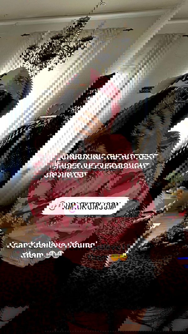 evameganosova image ~ Altpins