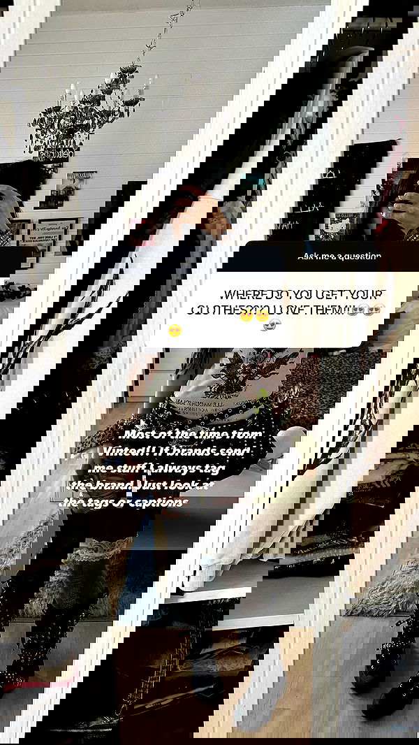 evameganosova image ~ Altpins