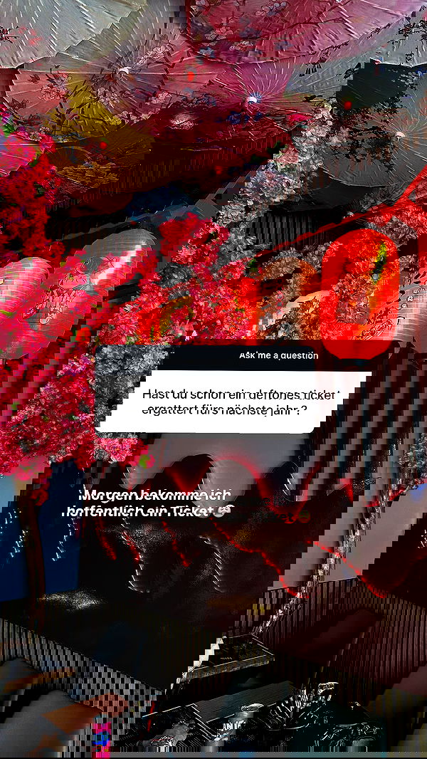 evameganosova image ~ Altpins