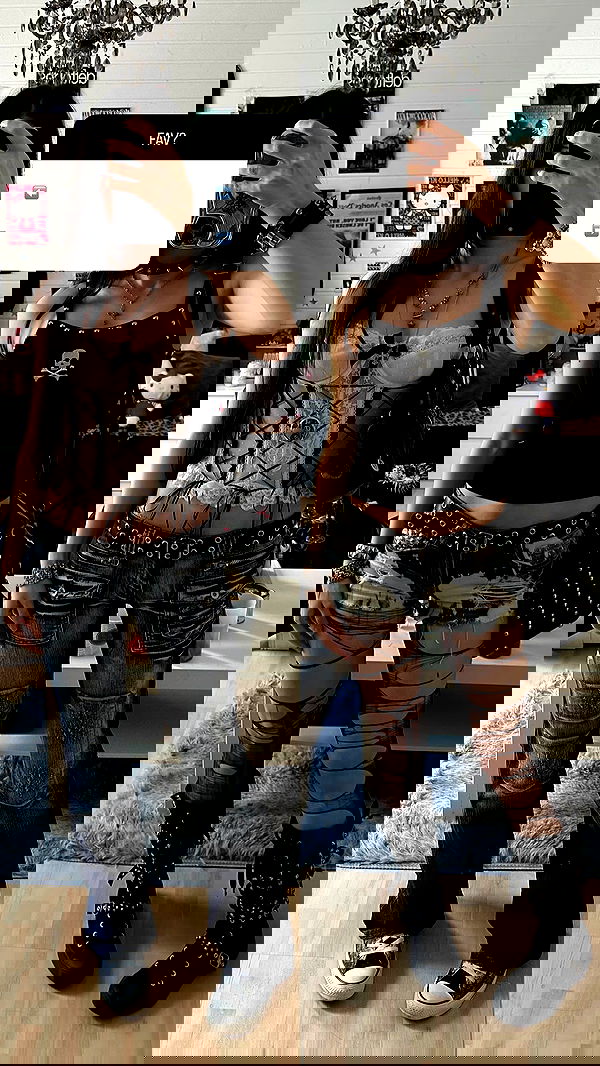 evameganosova image ~ Altpins