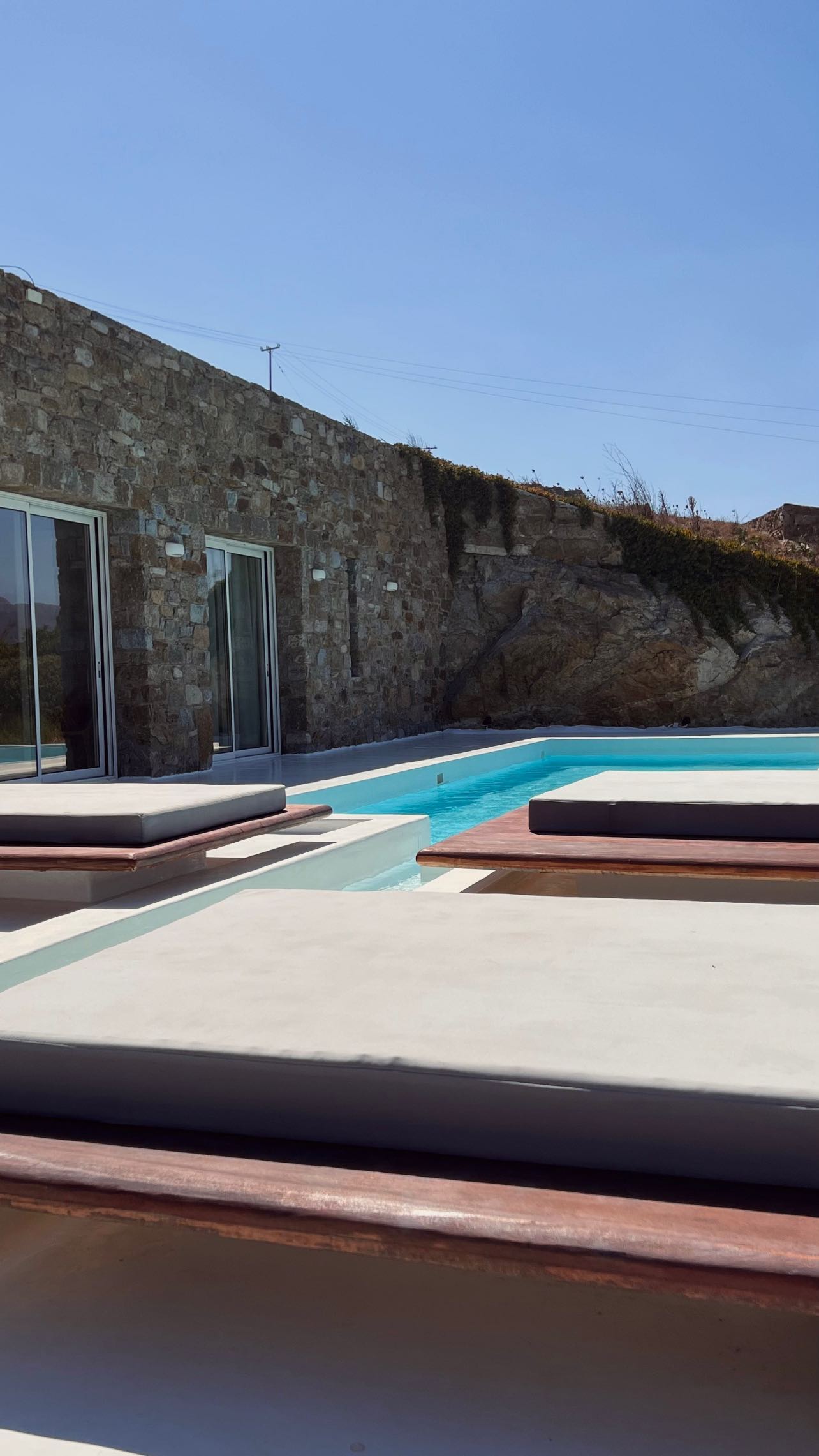 eve__sahar instagram image archive image