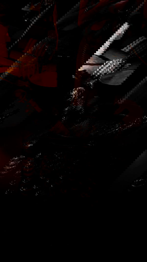 eve__sahar image ~ Altpins