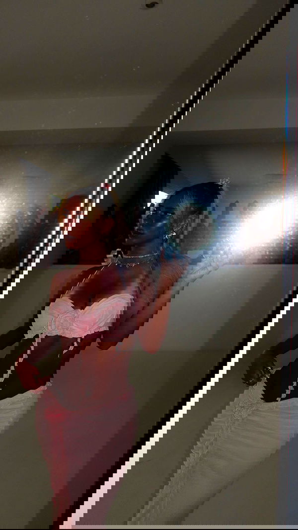 eve__sahar image ~ Altpins