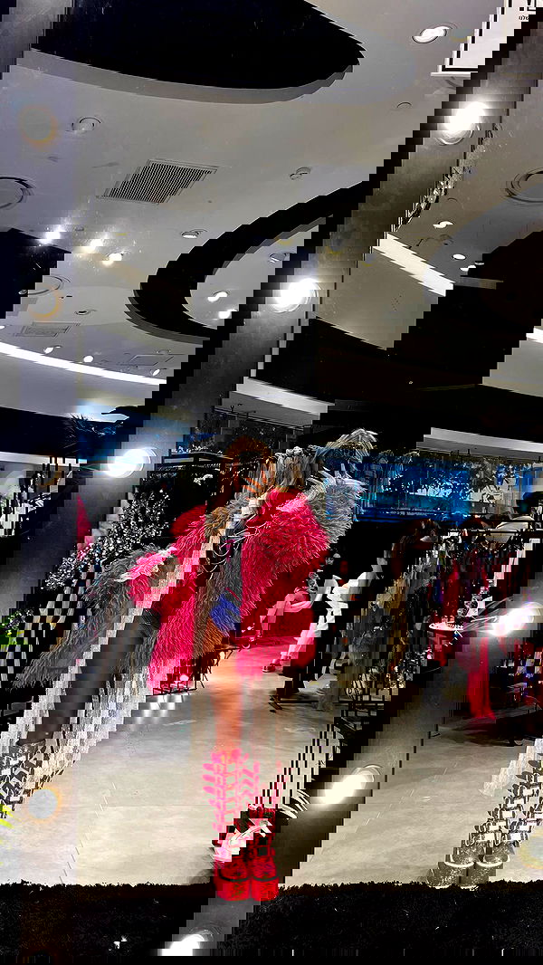 eve__sahar image ~ Altpins