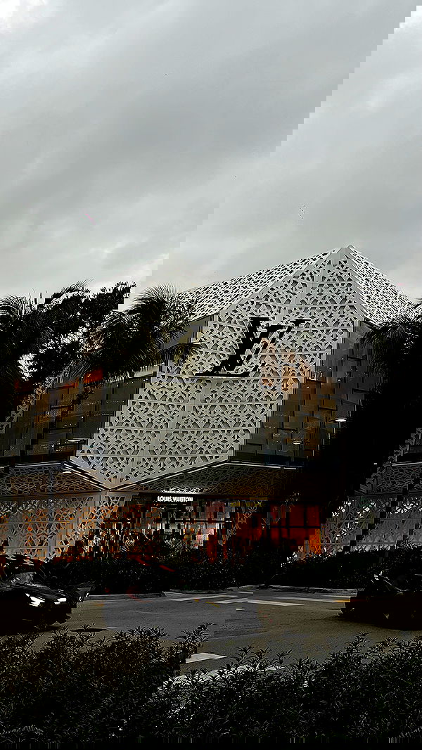 eve__sahar image ~ Altpins