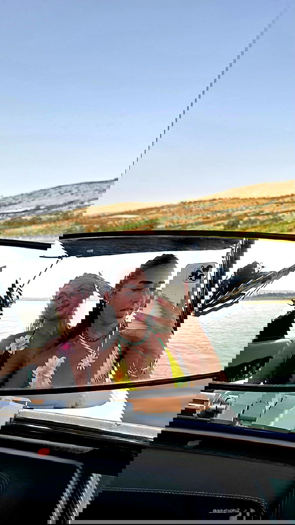 eve__sahar image ~ Altpins