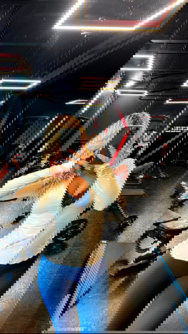 eve__sahar image ~ Altpins