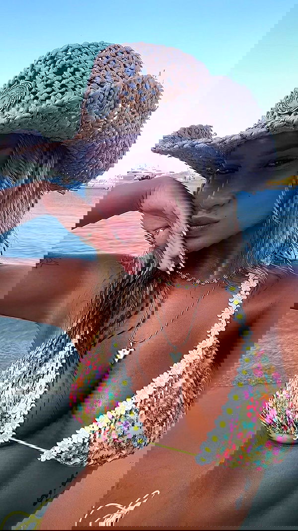 eve__sahar image ~ Altpins