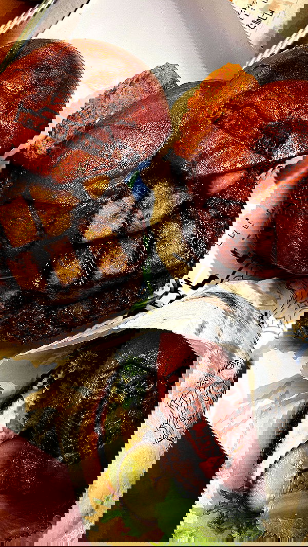 eve__sahar image ~ Altpins