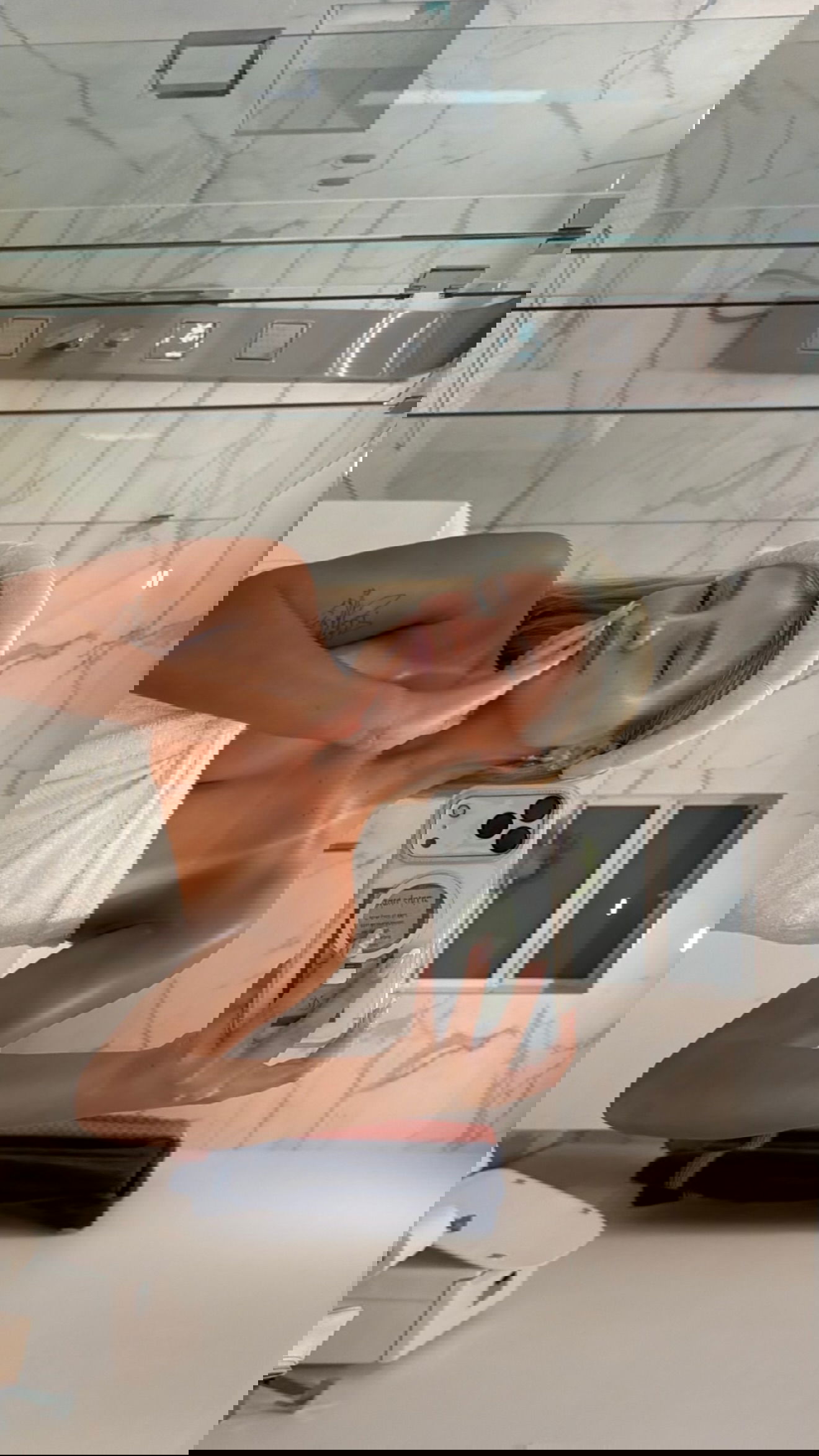 eve__sahar instagram image archive image