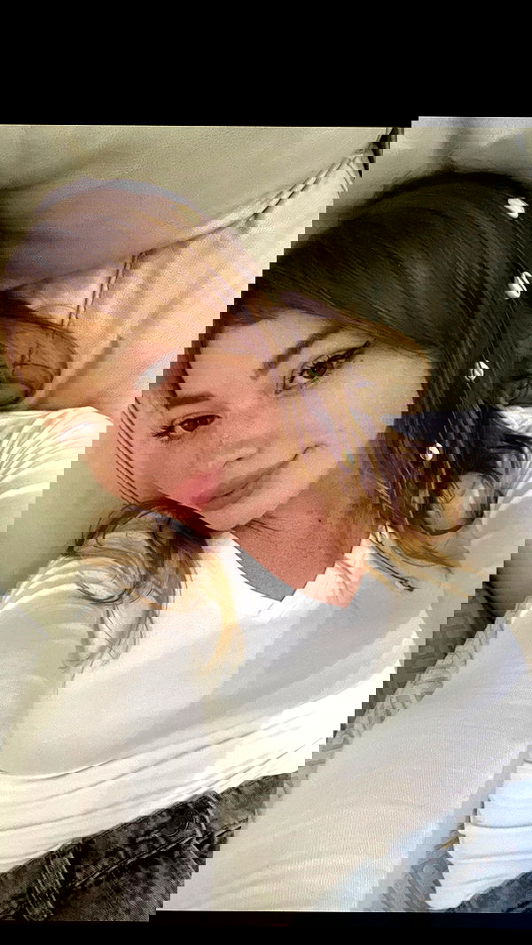 eveliniya eveliniya archive image