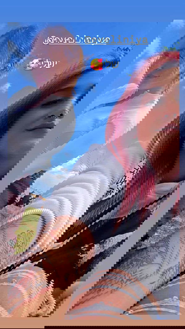 eveliniya eveliniya archive image