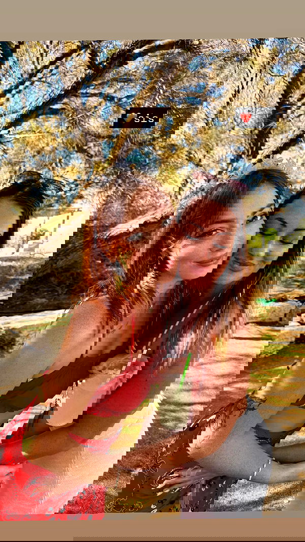 eveliniya eveliniya archive image