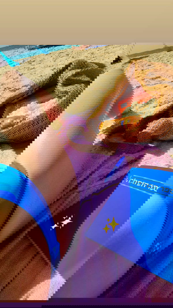 eveliniya eveliniya archive image