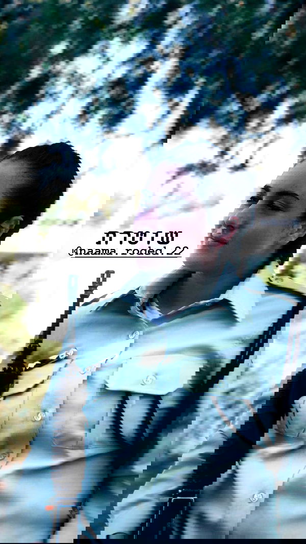 feelbetterinmysweater feelbetterinmysweater archive image