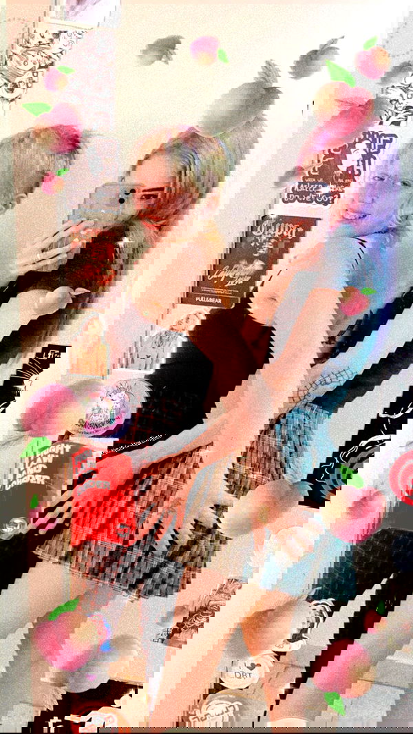 feelbetterinmysweater feelbetterinmysweater archive image