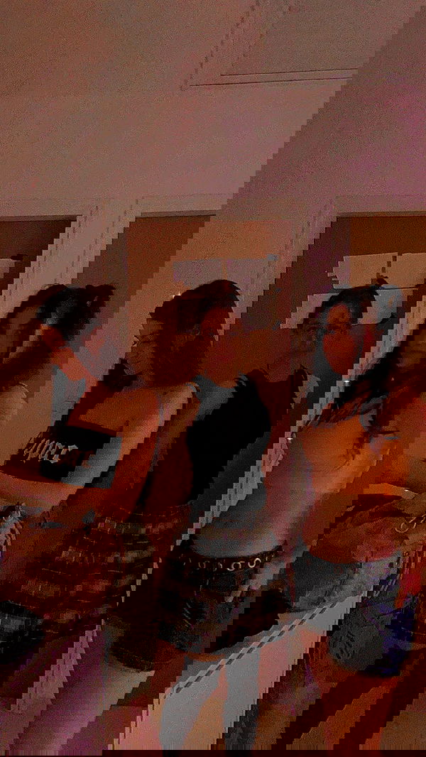 feelbetterinmysweater feelbetterinmysweater archive image