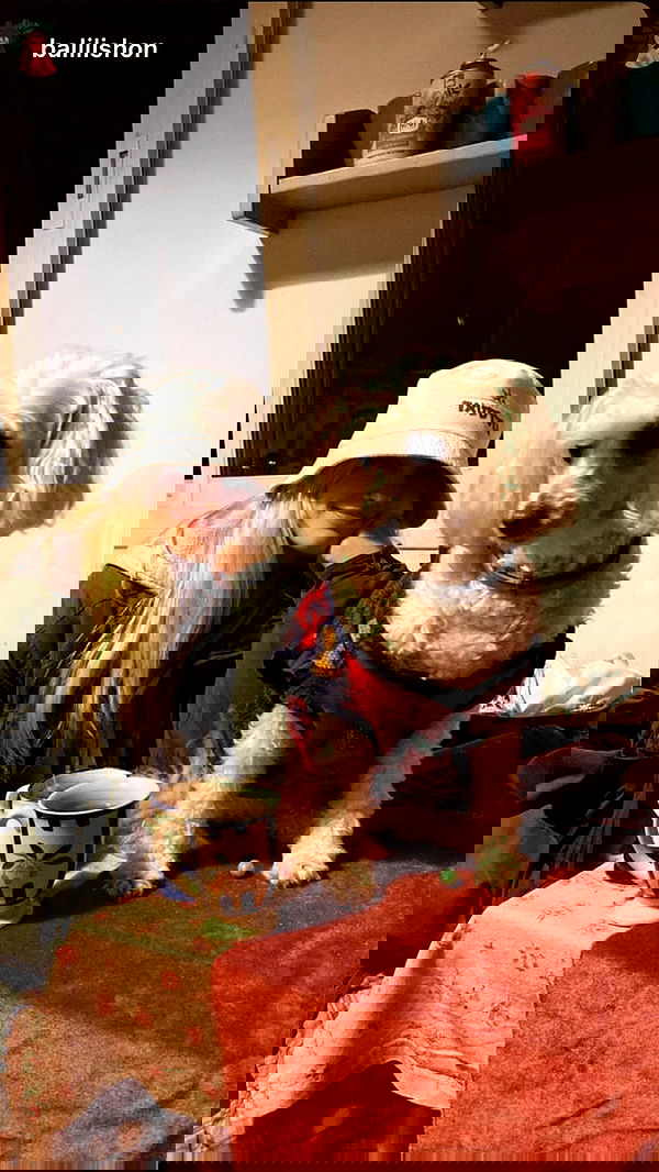 feelbetterinmysweater feelbetterinmysweater archive image