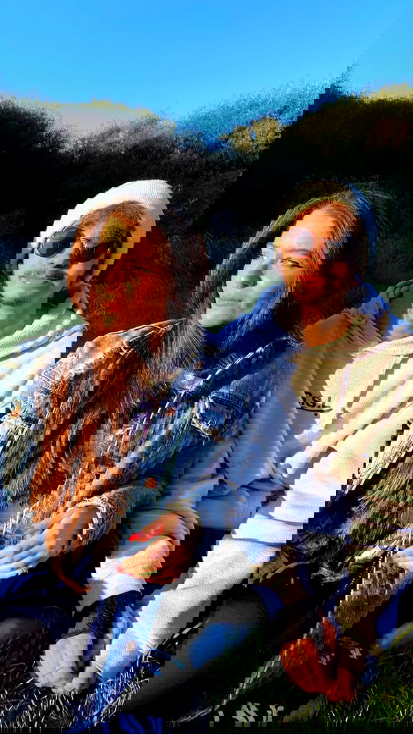 feelbetterinmysweater feelbetterinmysweater archive image