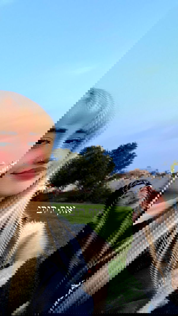 feelbetterinmysweater feelbetterinmysweater archive image