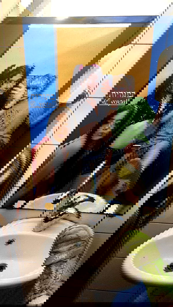 feelbetterinmysweater feelbetterinmysweater archive image