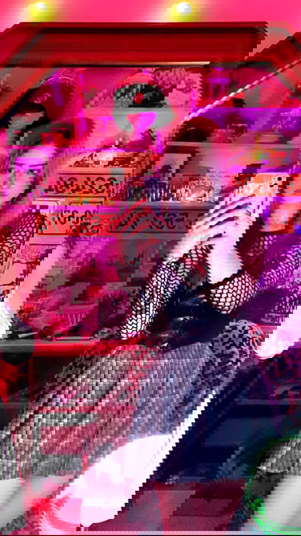 feelbetterinmysweater feelbetterinmysweater archive image