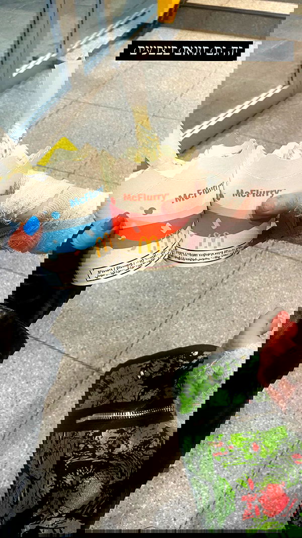 feelbetterinmysweater feelbetterinmysweater archive image