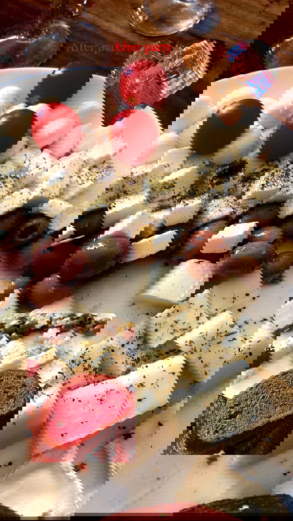 feelbetterinmysweater feelbetterinmysweater archive image