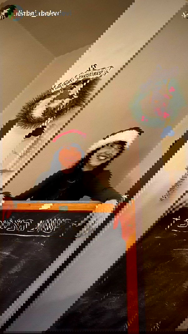 feelbetterinmysweater feelbetterinmysweater archive image