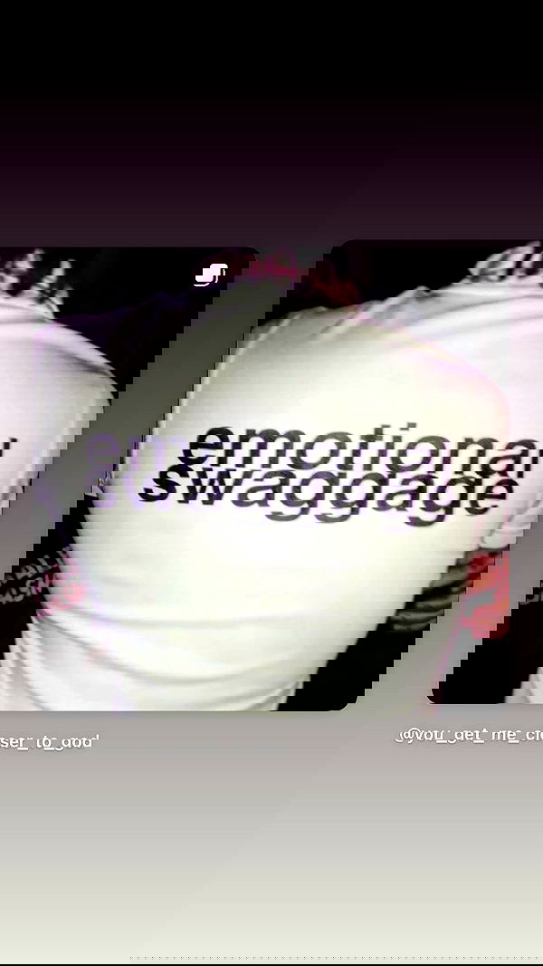 feelbetterinmysweater feelbetterinmysweater archive image