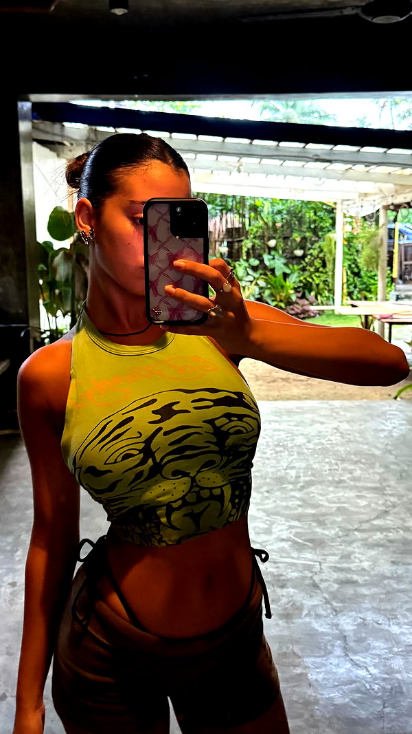 gal_laniado instagram image archive image