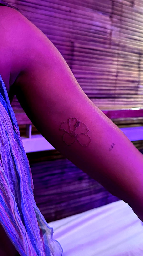 gal_laniado instagram image archive image