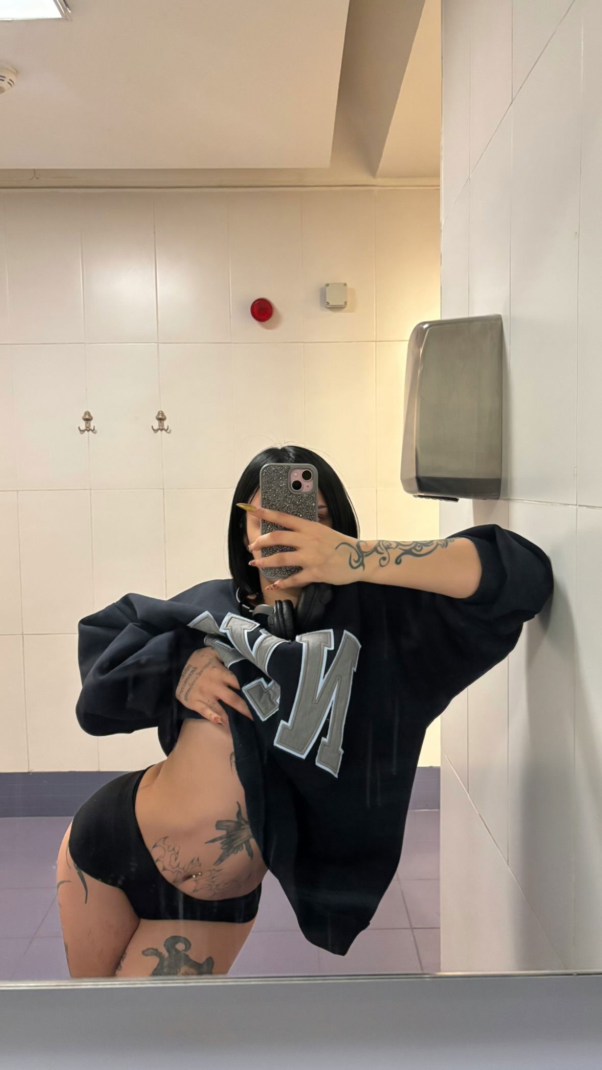 gamze.lucyy instagram image archive image