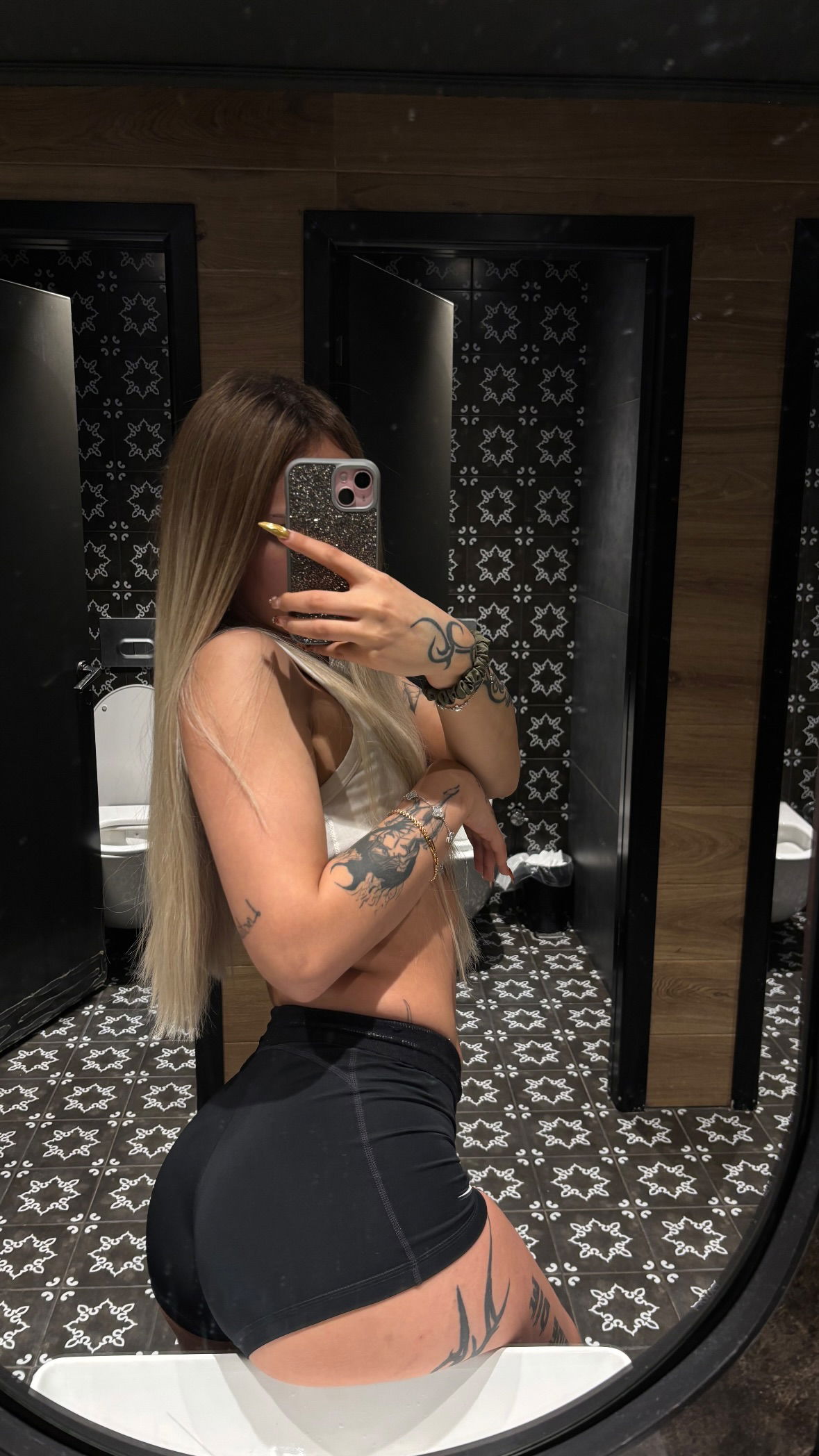 gamze.lucyy instagram image archive image