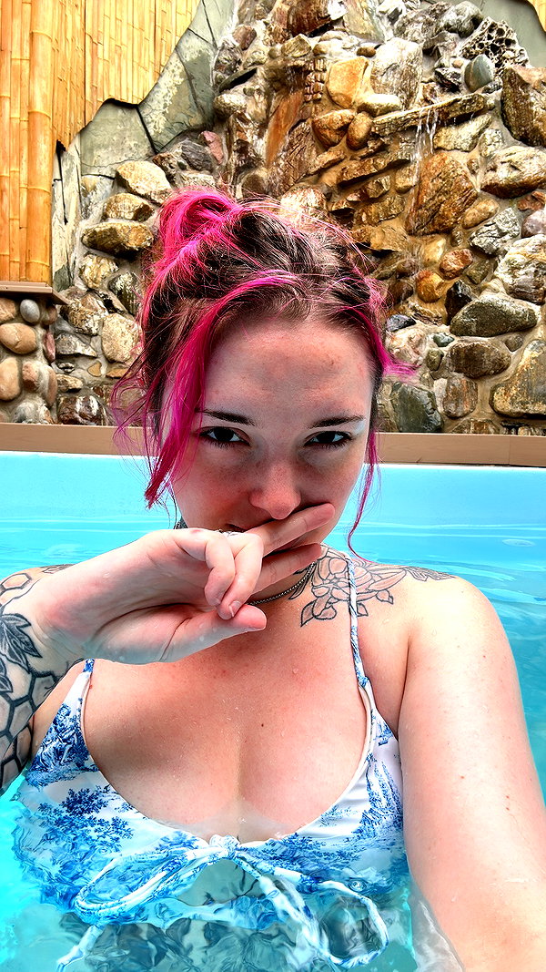 garden.variety.egirl garden.variety.egirl archive image