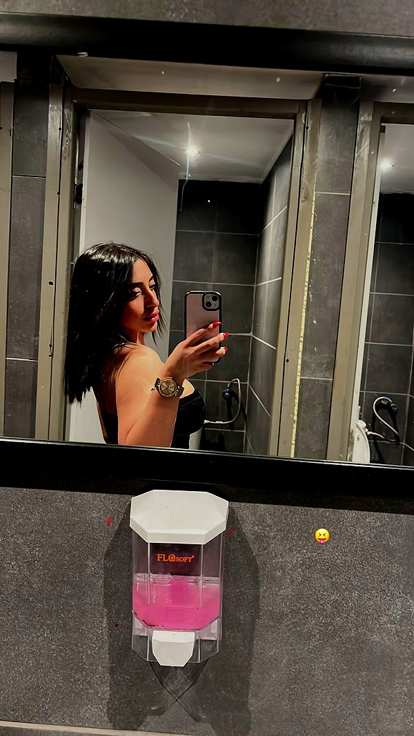 gaya_twizer instagram image archive image