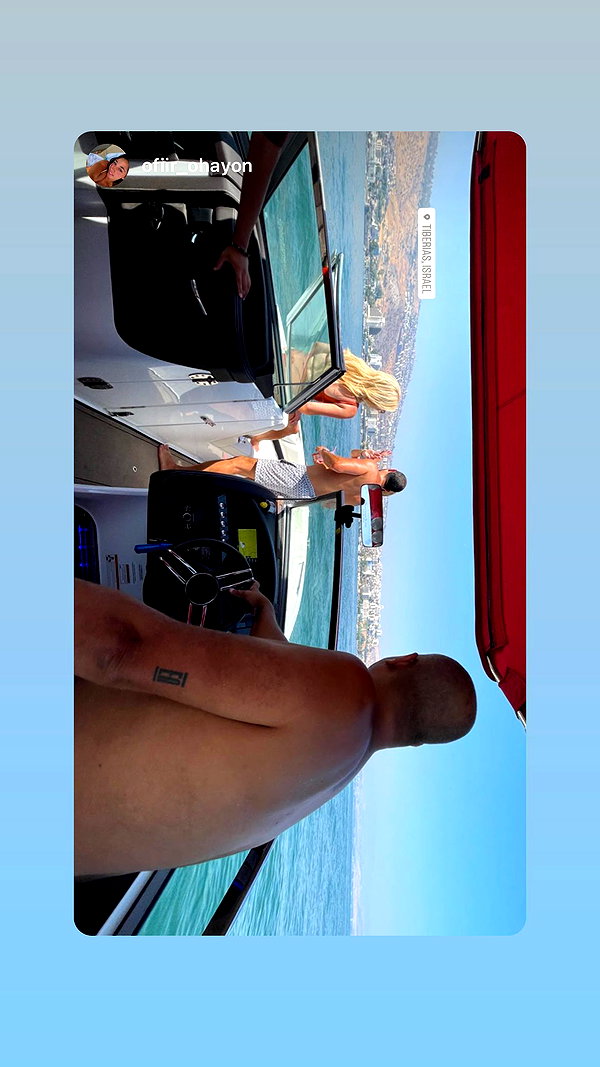 gayaedry_ instagram image archive image