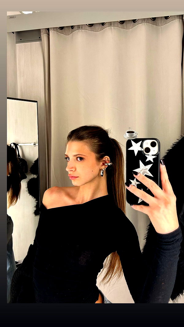 giulia.monico instagram image archive image