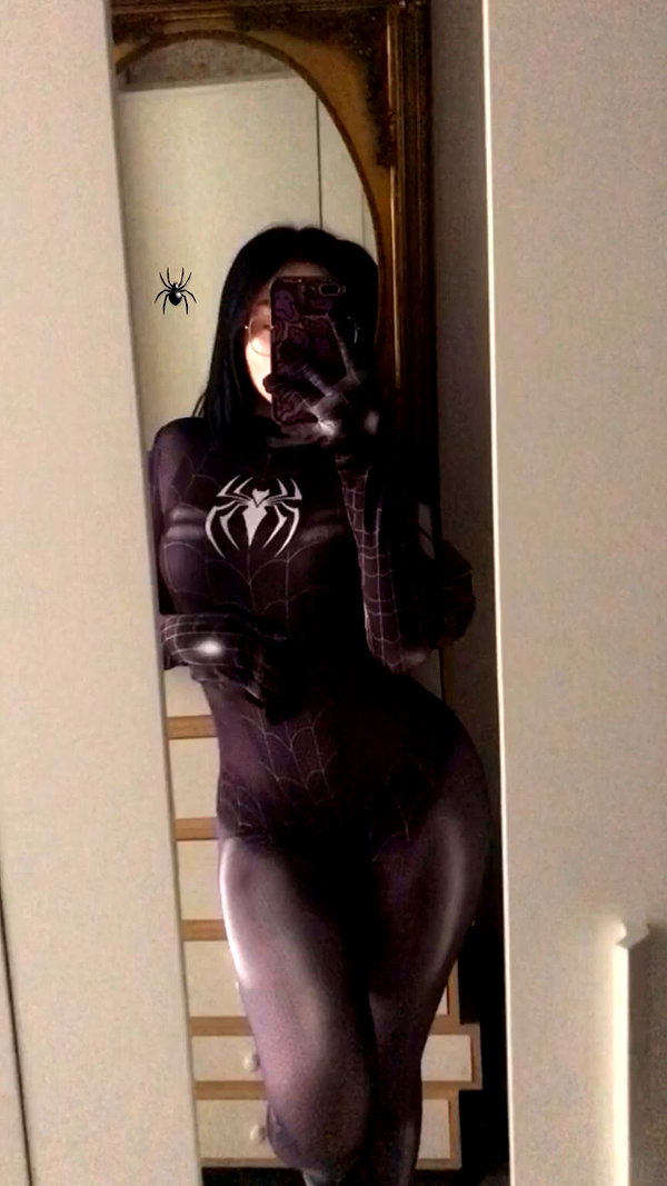 giulia_tosini_ instagram image archive image