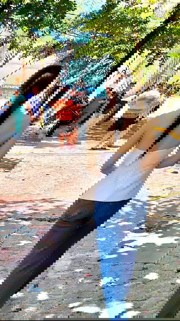 giuliahere giuliahere archive image