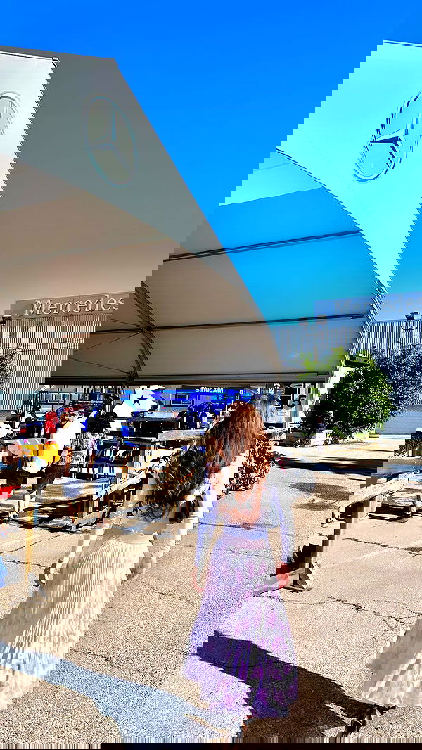 giuliahere giuliahere archive image