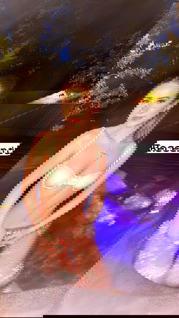 giuliahere giuliahere archive image