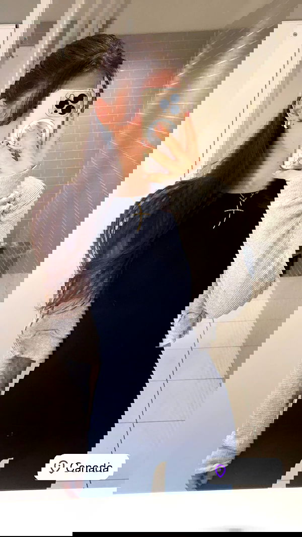 giuliahere giuliahere archive image